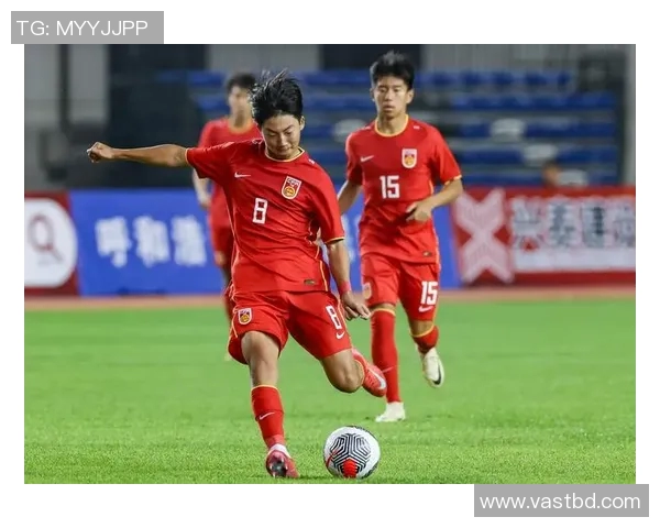 中国女足与男足国青队的较量展现了性别平等与足球发展的新篇章 中国女足与男足国青队的较量展现了性别平等与足球发展的新篇章